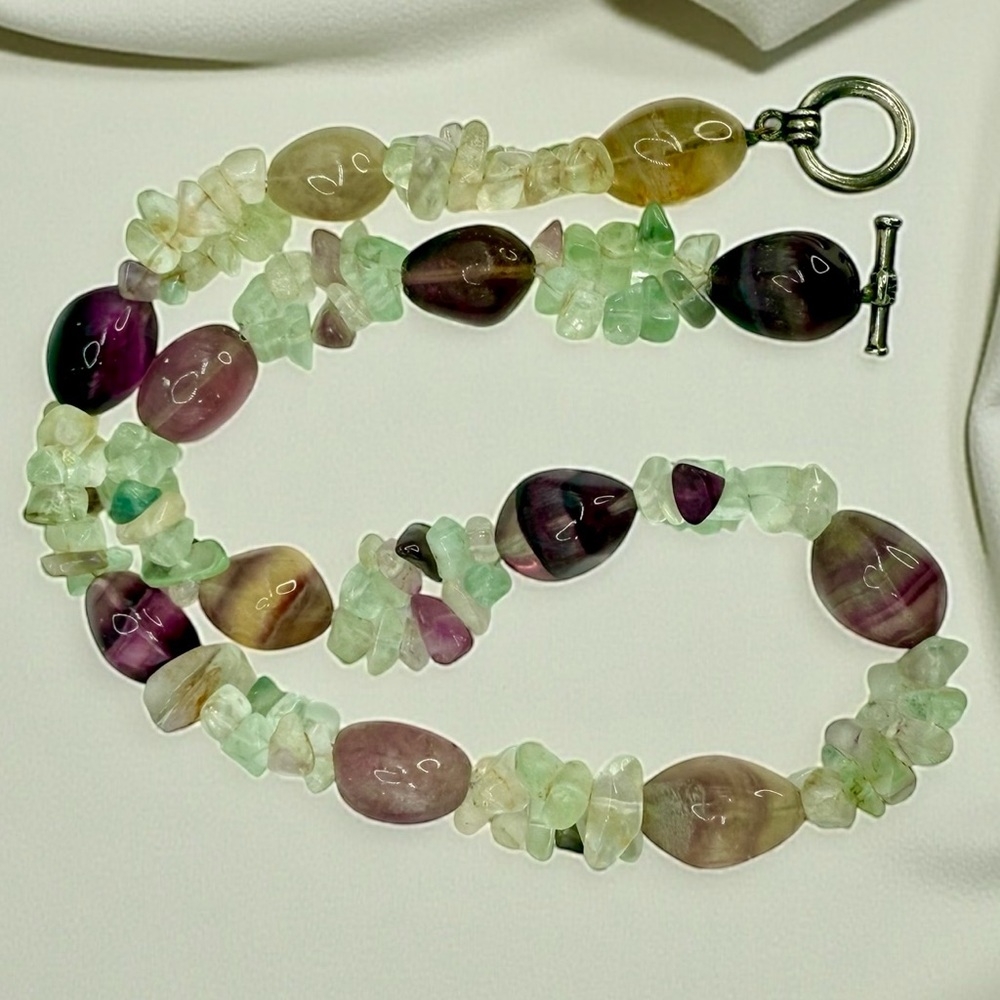 Vintage Rainbow Fluorite Crystal Beaded Necklace – Toggle Clasp – 20” – 106g - Picture 14 of 16